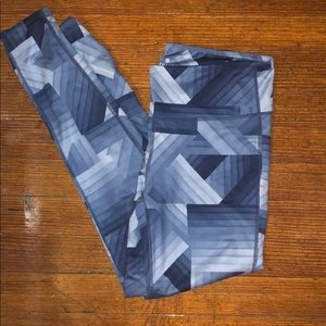 Athleta full length geometric leggings